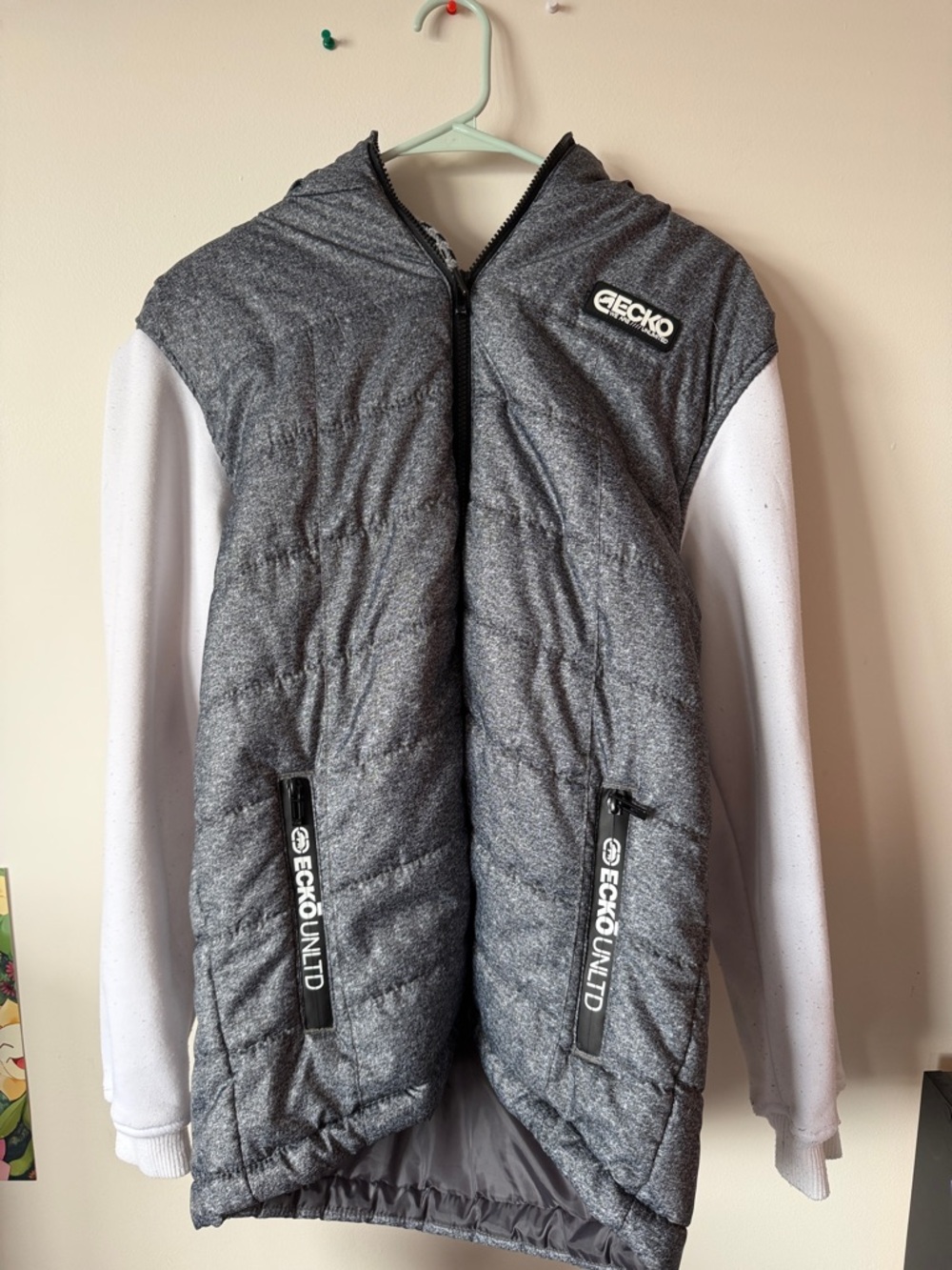Ecko Unlimited Grey Hooded Puffer Vest with White Sleeves - Picture 4 of 5
